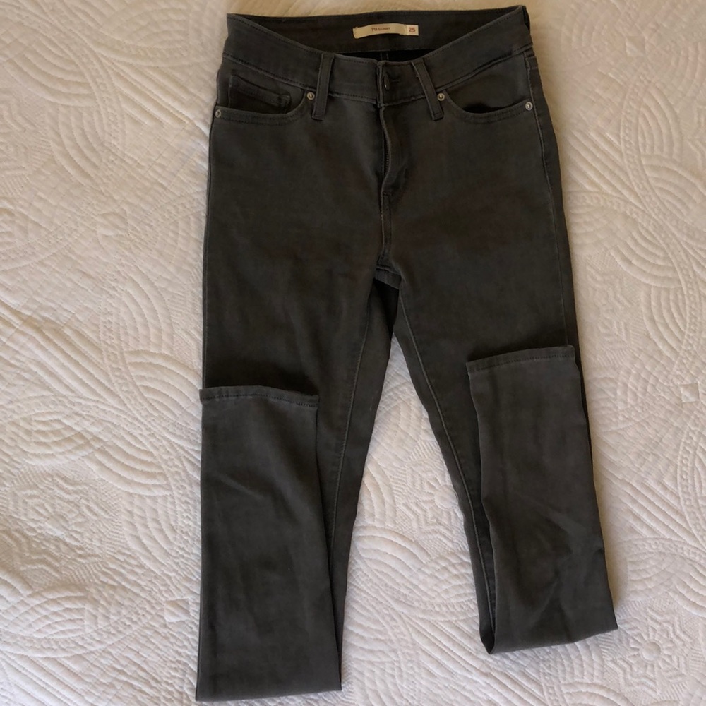 Levi’s Strauss skinny jeans size 25
